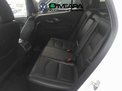 Summit White 2024 GMC Terrain SLT