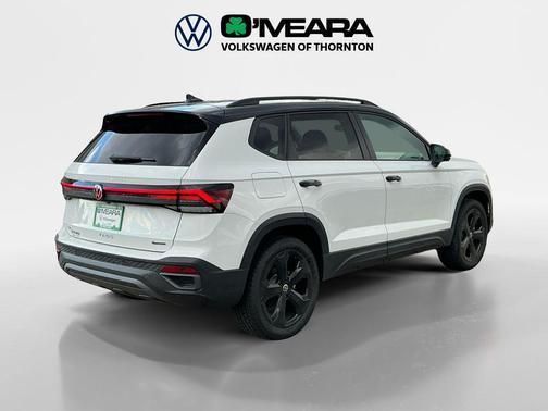2025 Volkswagen Taos 1.5T SE Black