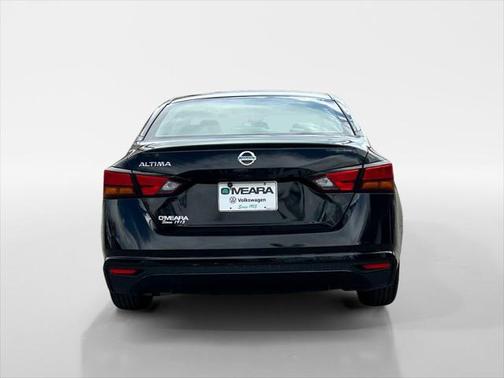2022 Nissan Altima S FWD