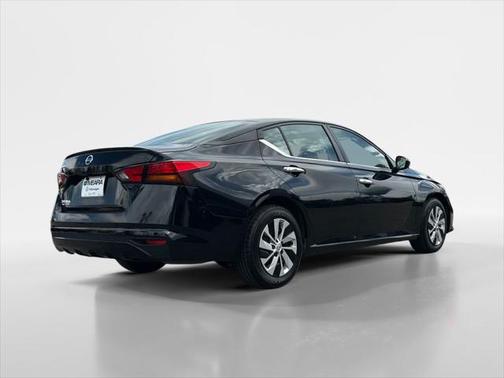 2022 Nissan Altima S FWD
