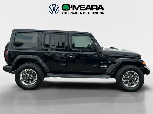 Black Clearcoat 2019 Jeep Wrangler Unlimited Sahara