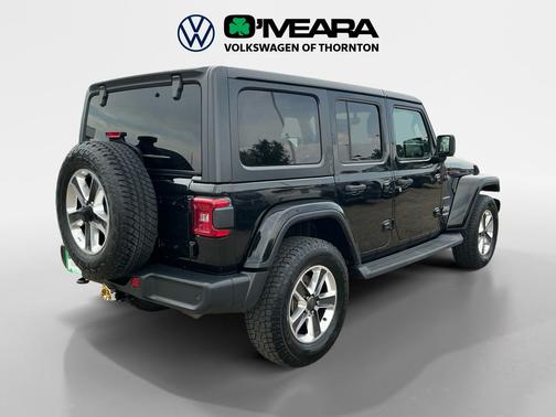 Black Clearcoat 2019 Jeep Wrangler Unlimited Sahara
