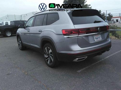 Silver Mist Metallic 2025 Volkswagen Atlas 2.0T SE w/Technology 4MOTION