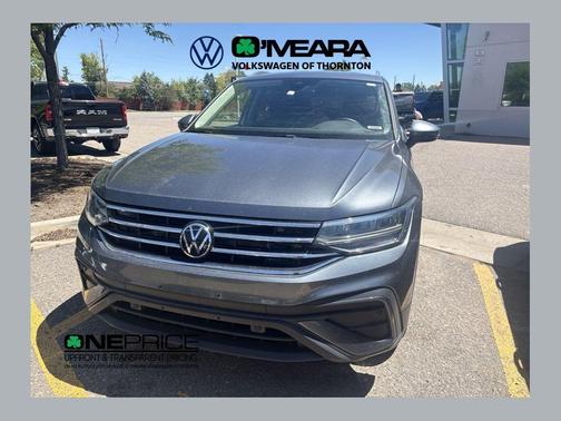 Platinum Gray Metallic 2023 Volkswagen Tiguan 2.0T SE