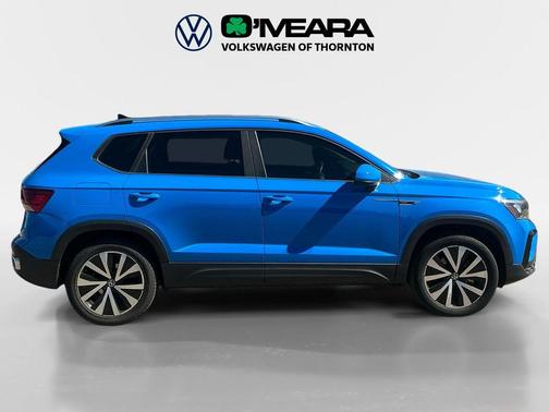 Cornflower Blue 2023 Volkswagen Taos 1.5T SE
