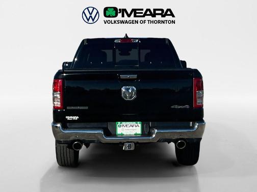 Diamond Black Crystal Pearlcoat 2020 RAM 1500 Big Horn/Lone Star