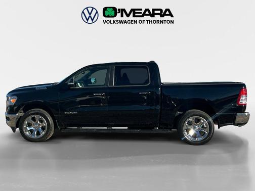 Diamond Black Crystal Pearlcoat 2020 RAM 1500 Big Horn/Lone Star