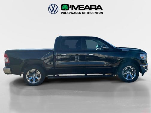 Diamond Black Crystal Pearlcoat 2020 RAM 1500 Big Horn/Lone Star