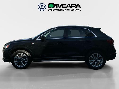 Mythos Black Metallic 2024 Audi Q3 Premium 45 TFSI S line quattro Tiptronic