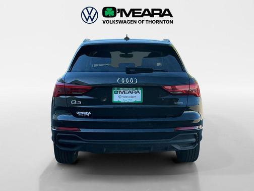 Mythos Black Metallic 2024 Audi Q3 Premium 45 TFSI S line quattro Tiptronic