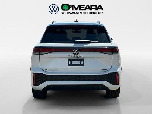 opal white pearl 2026 Volkswagen Tiguan 2.0T SE R-Line Black 4MOTION