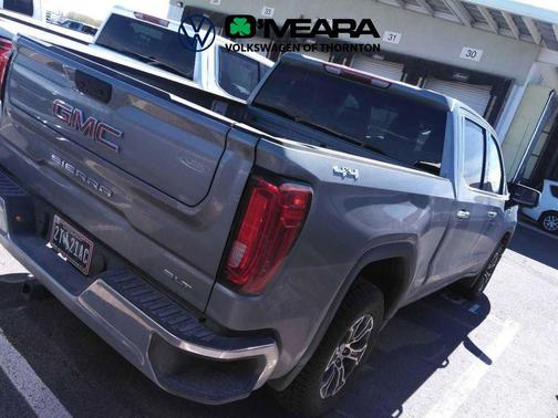 Sterling Metallic 2025 GMC Sierra 1500 SLT