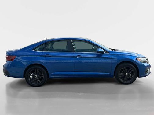 Rising Blue Metallic 2024 Volkswagen Jetta 1.5T SE