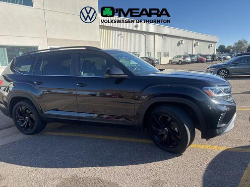 2022 Volkswagen Atlas 3.6L SE w/Technology