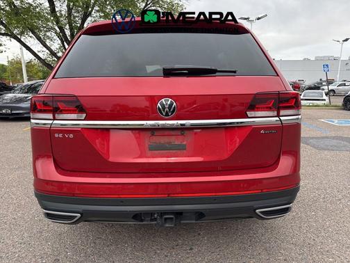 Aurora Red Metallic 2023 Volkswagen Atlas 3.6L SE w/Technology