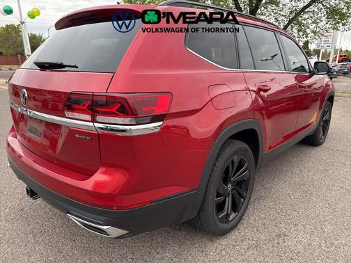 Aurora Red Metallic 2023 Volkswagen Atlas 3.6L SE w/Technology