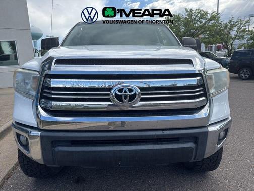 Super White 2016 Toyota Tundra SR5