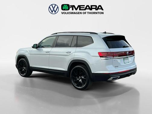 Opal White Pearl 2026 Volkswagen Atlas 2.0T SE w/Technology 4MOTION