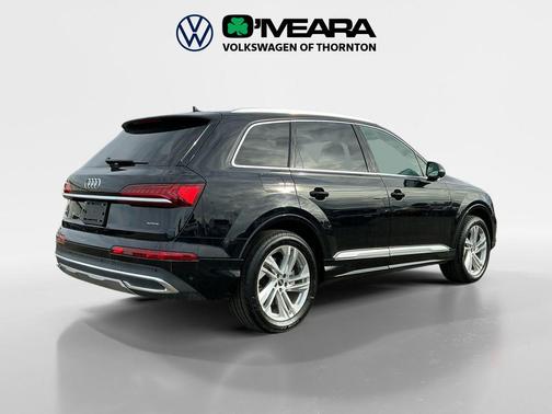 2024 Audi Q7 55 Premium Plus
