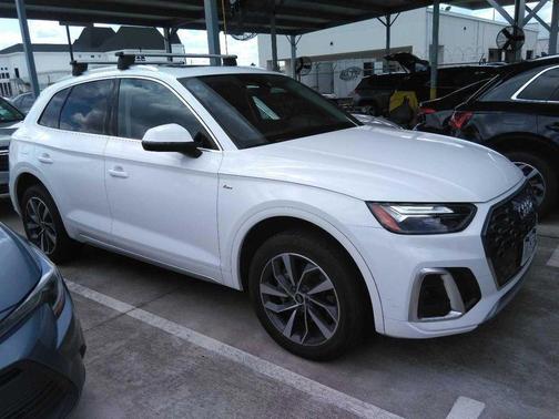 2023 Audi Q5 45 S line Premium Plus