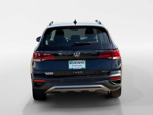 Deep Black Pearl 2023 Volkswagen Taos 1.5T S