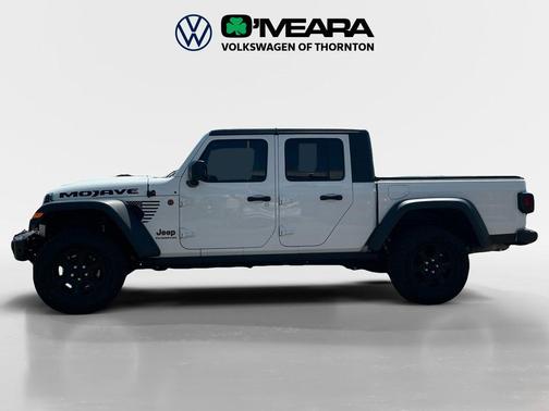 Bright White Clearcoat 2021 Jeep Gladiator Mojave 4x4
