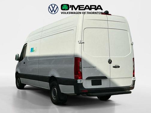 2024 Mercedes-Benz eSprinter 2500 Cargo 170 WB