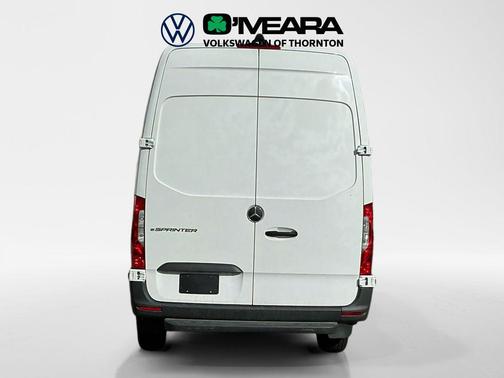 2024 Mercedes-Benz eSprinter 2500 Cargo 170 WB