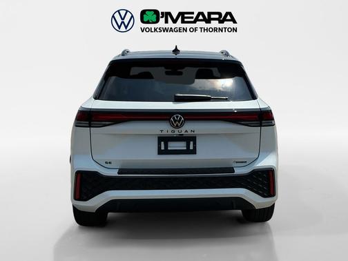 Opal White with Deep Black Roof 2026 Volkswagen Tiguan 2.0T SE R-Line Black