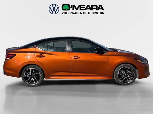 Monarch Orange Metallic/Super Black 2024 Nissan Sentra SR