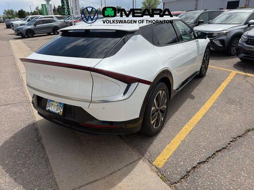 Snow White Pearl 2023 Kia EV6 Wind