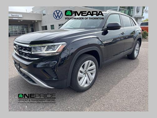 Deep Black Pearl 2023 Volkswagen Atlas Cross Sport 3.6L V6 SE w/Technology