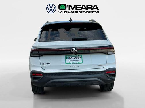 2025 Volkswagen Taos 1.5T SE Black