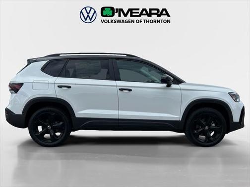 2025 Volkswagen Taos 1.5T SE Black
