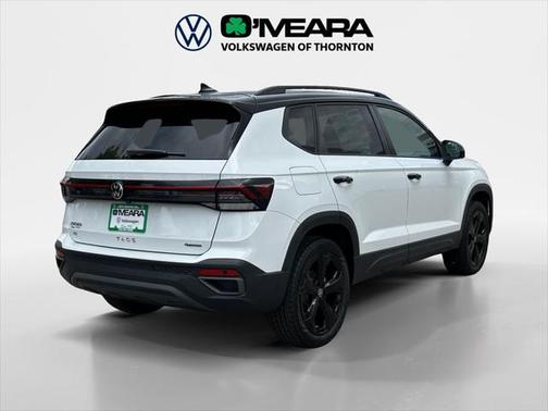 2025 Volkswagen Taos 1.5T SE Black