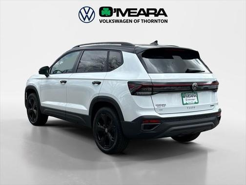 2025 Volkswagen Taos 1.5T SE Black