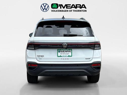2025 Volkswagen Taos 1.5T SE Black