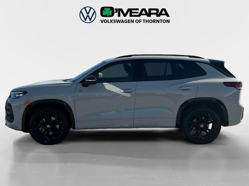 sandstone 2026 Volkswagen Tiguan 2.0T SE R-Line Black 4MOTION