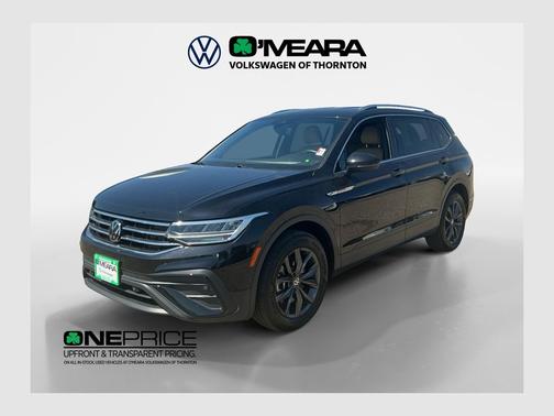 Deep Black Pearl 2022 Volkswagen Tiguan 2.0T SE