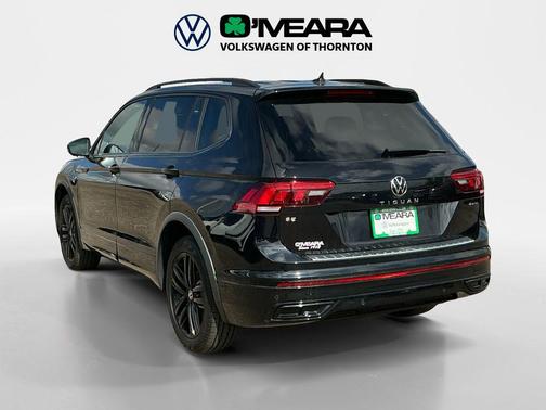 Deep Black 2022 Volkswagen Tiguan 2.0T SE R-Line Black 4MOTION