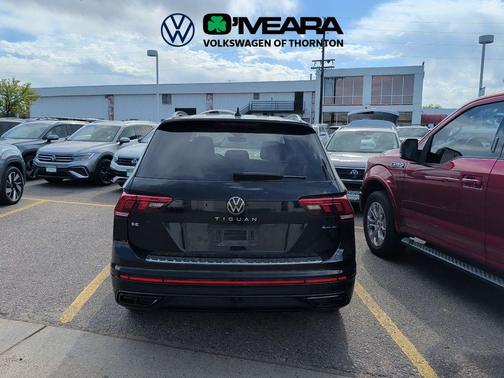 Deep Black 2022 Volkswagen Tiguan 2.0T SE R-Line Black 4MOTION