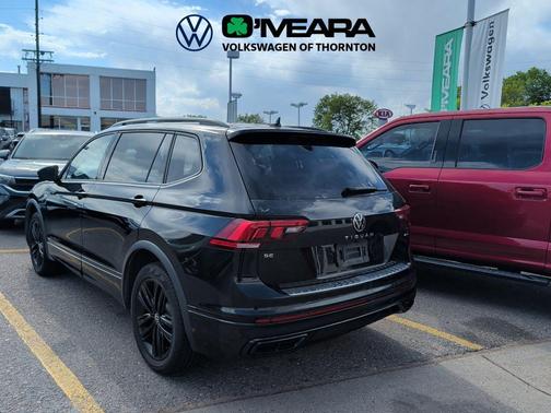 Deep Black 2022 Volkswagen Tiguan 2.0T SE R-Line Black 4MOTION
