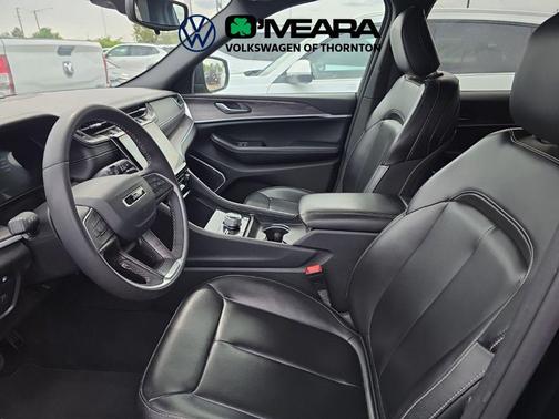 Diamond Black Crystal Pearlcoat 2024 Jeep Grand Cherokee 4xe Base