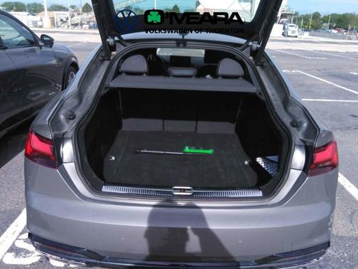 Daytona Gray Pearl Effect 2025 Audi A5 Sportback 45 S line Premium