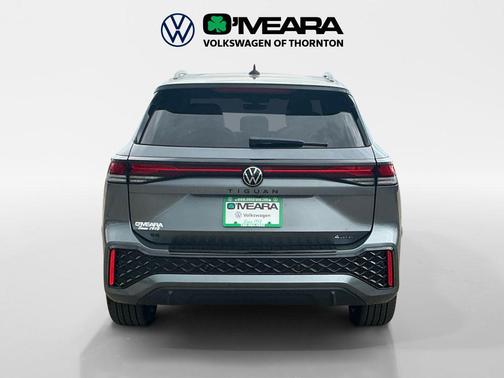 platinum gray metallic 2026 Volkswagen Tiguan 2.0T SE R-Line Black 4MOTION