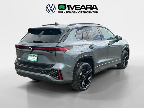 platinum gray metallic 2026 Volkswagen Tiguan 2.0T SE R-Line Black 4MOTION