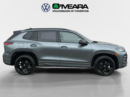 platinum gray metallic 2026 Volkswagen Tiguan 2.0T SE R-Line Black 4MOTION