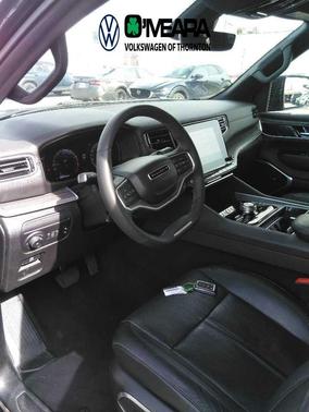 Diamond Black Crystal Pearlcoat 2024 Jeep Wagoneer Series II 4x4