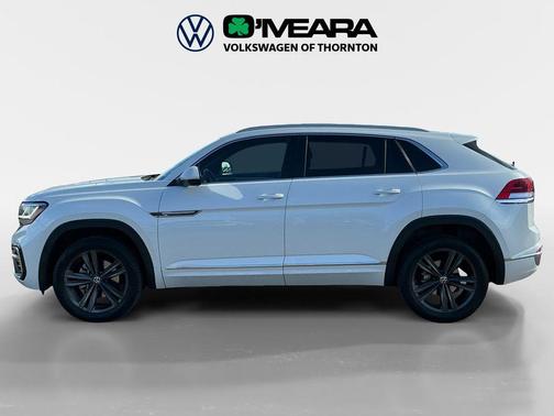 White Pearl 2022 Volkswagen Atlas Cross Sport 2.0T SEL
