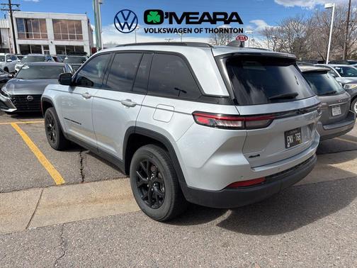 2024 Jeep Grand Cherokee Altitude